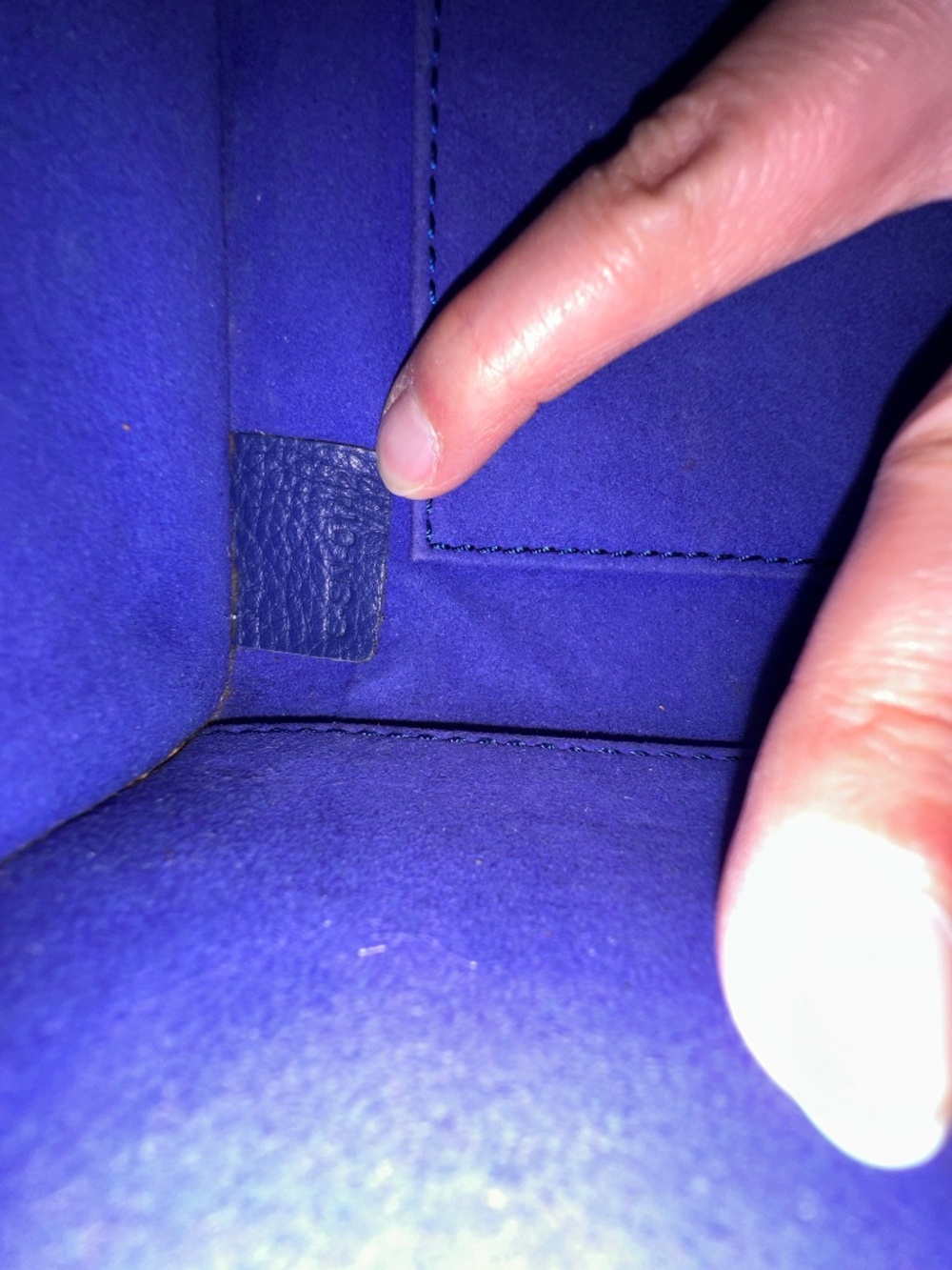 CELINE nano luggage crossbody in a limited edition blue - Picture 15 of 16